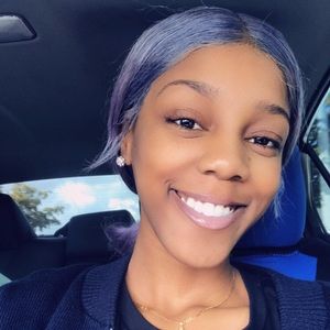 Meet your Posher, Jasmine